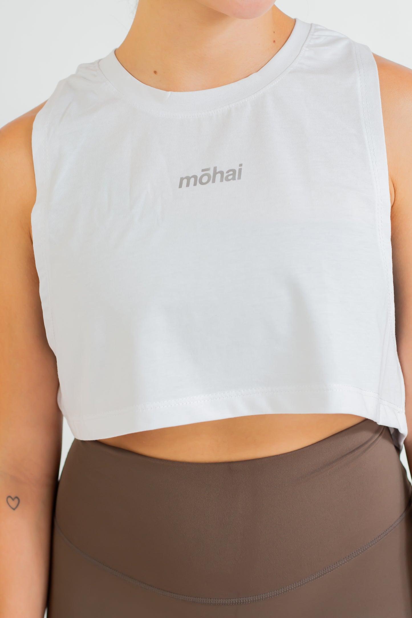 WHITE - Muscle Tee