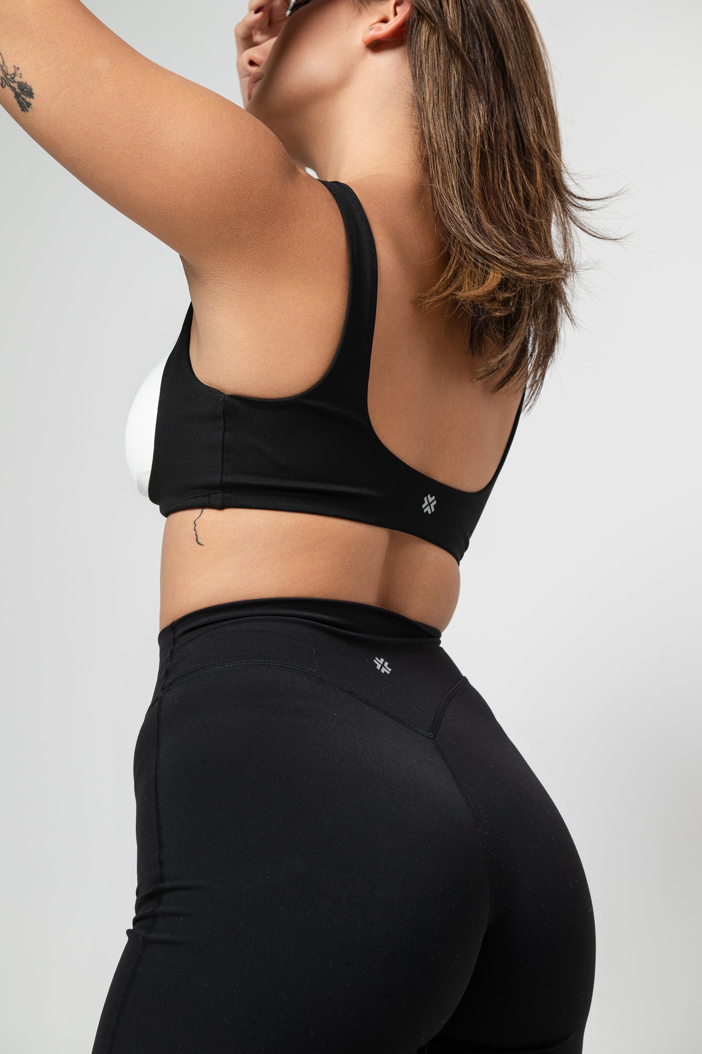 BLACK - Straight Leggings