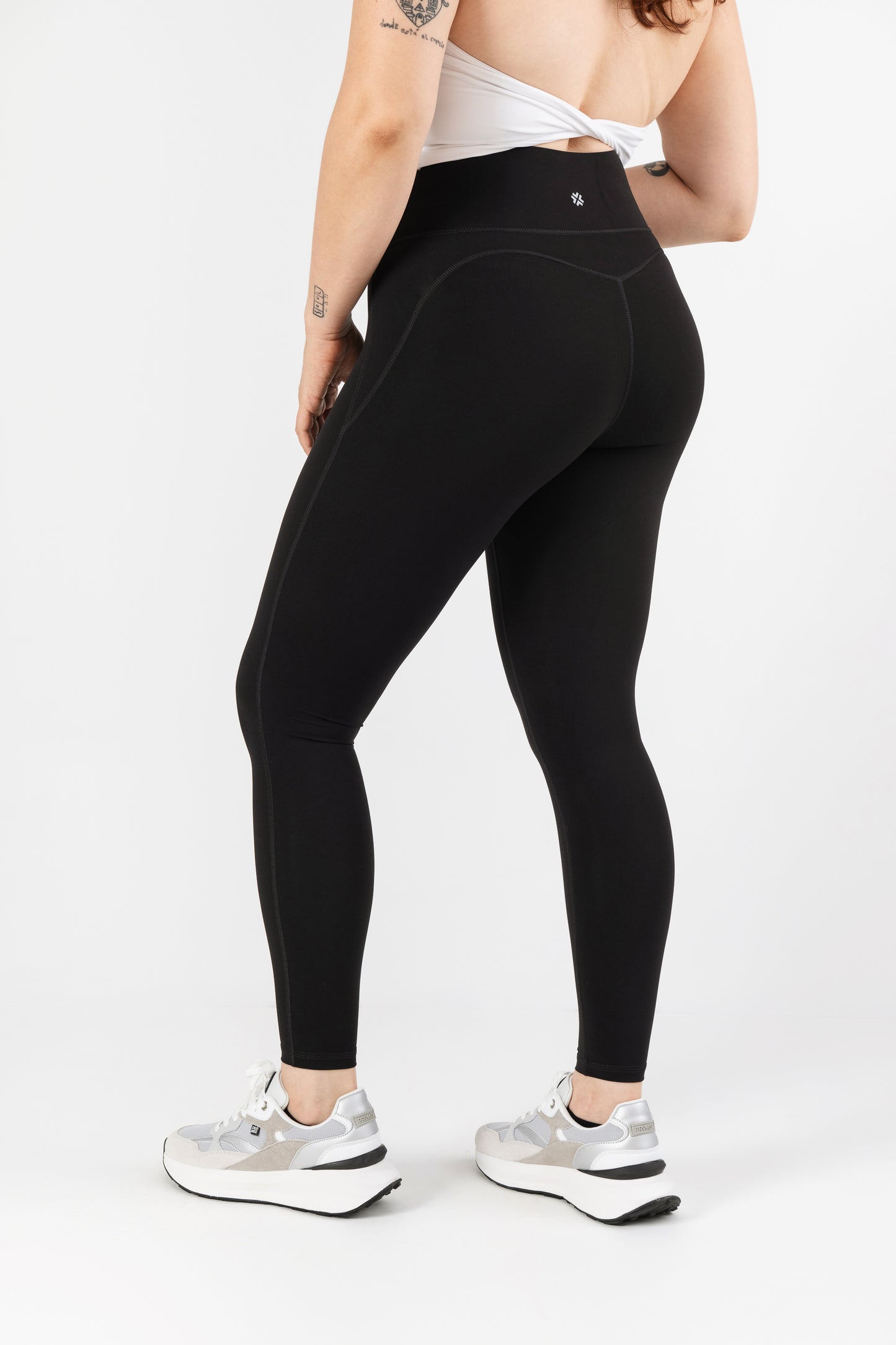 BLACK - Compression Leggings