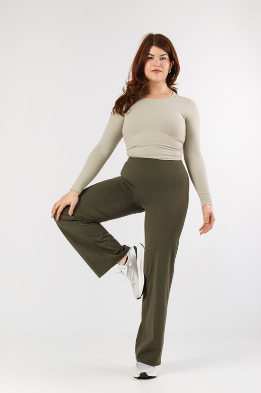 GREEN - Straight Leggings